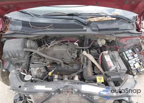 2010 Chrysler Town & Country Touring z USA, uszkodzony, nr VIN 2A4RR5D11AR315761